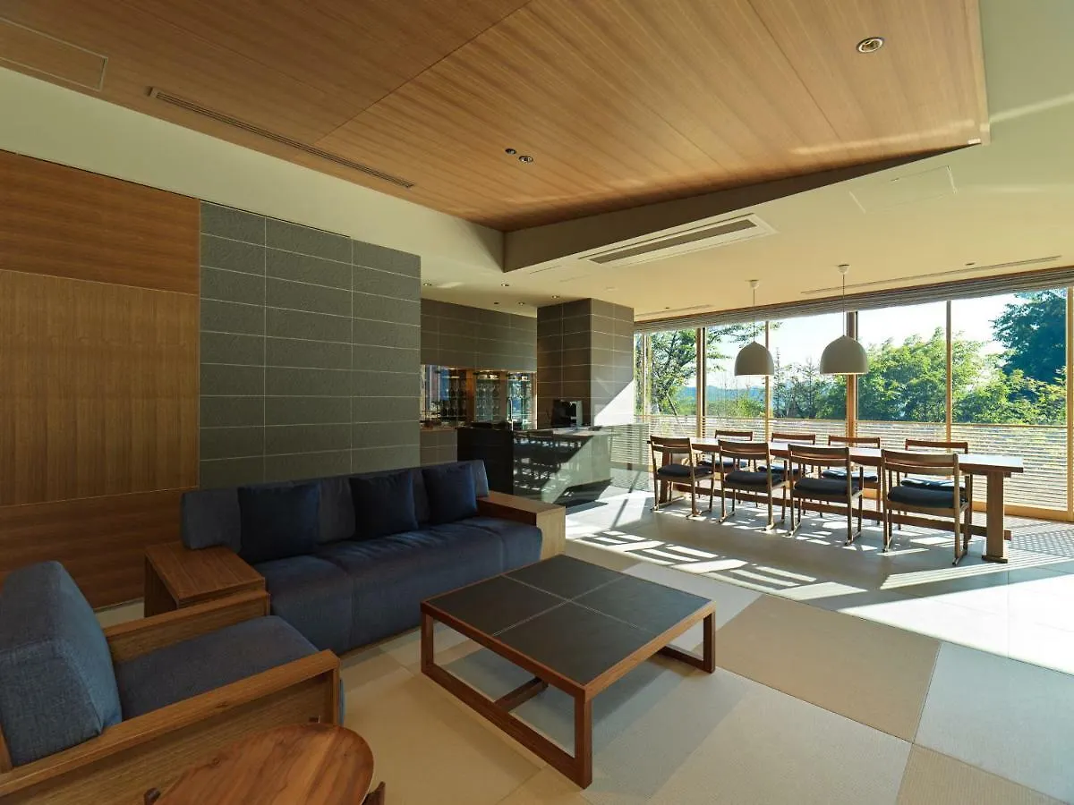 Ryokan Lake Shikotsu Tsuruga Bessou Ao No Za Chitose